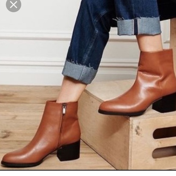 sam edelman Shoes - Sam Edelman Bootie⚘💖